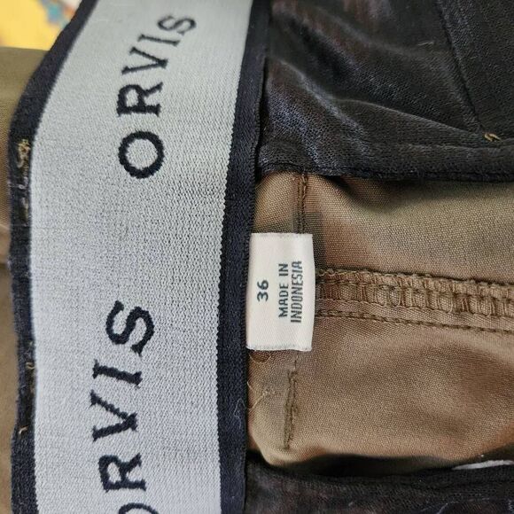 Orvis Green Nylon Blend Outdoor Hiking Mid-Rise Relaxed Cargo Shorts Size 36 - Picture 8 of 10